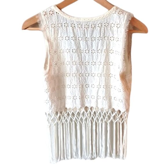 Miss Me Boho Vest Womens Medium Bohemian Hippie Flower Fringe Cut Out - Picture 7 of 11
